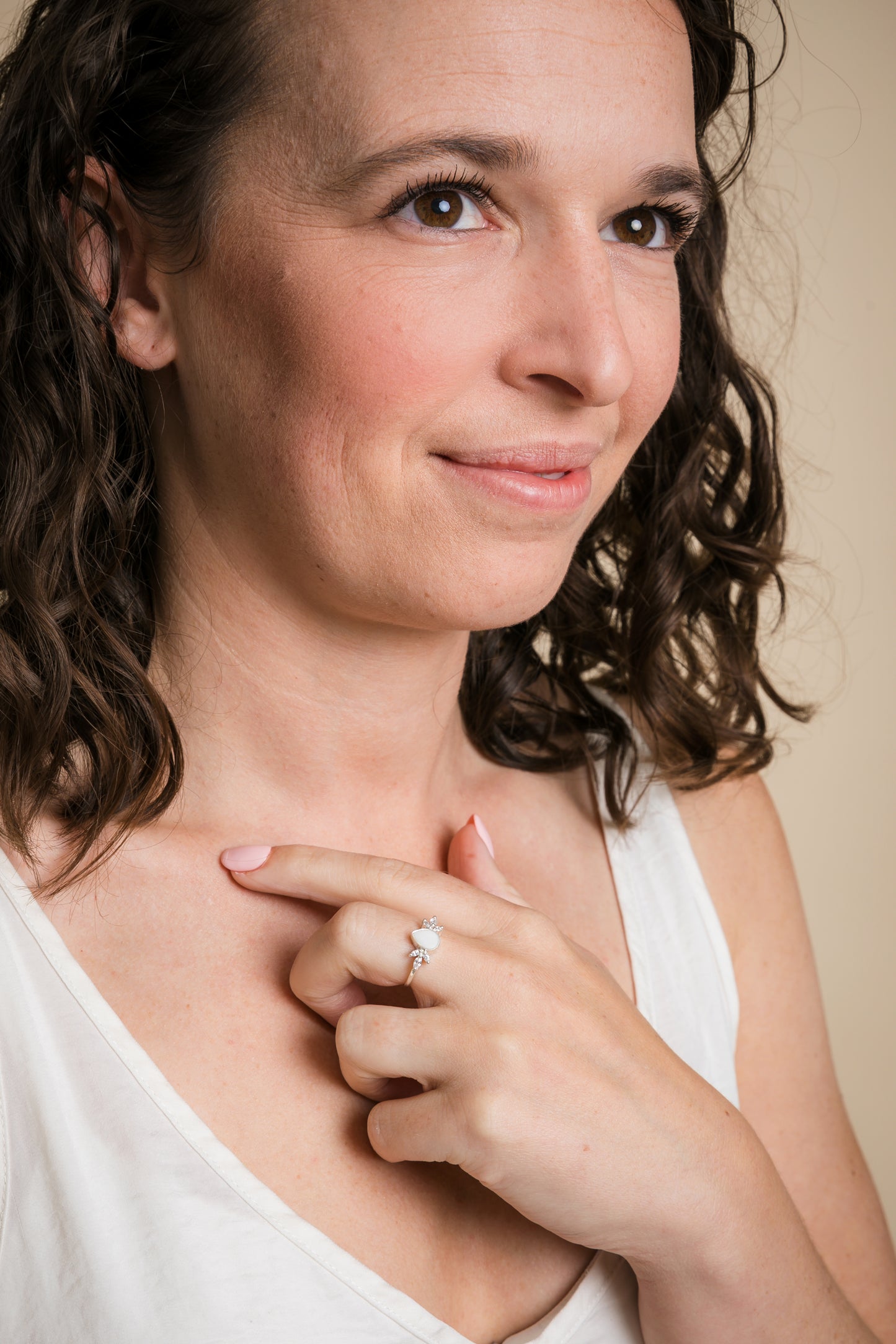 Laurel Wreath Teardrop Ring Silver