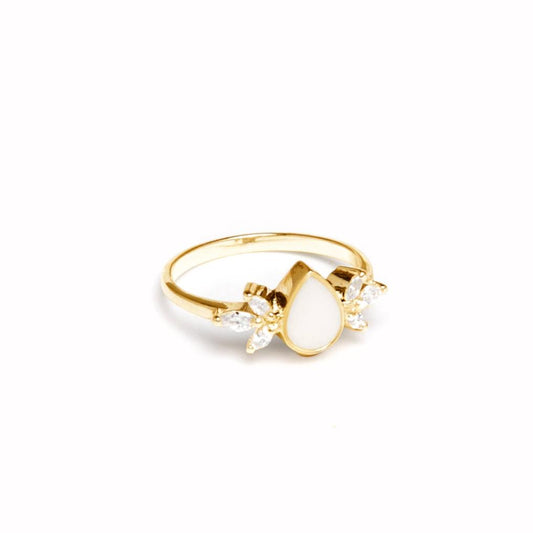 Laurel Wreath Teardrop Ring Gold